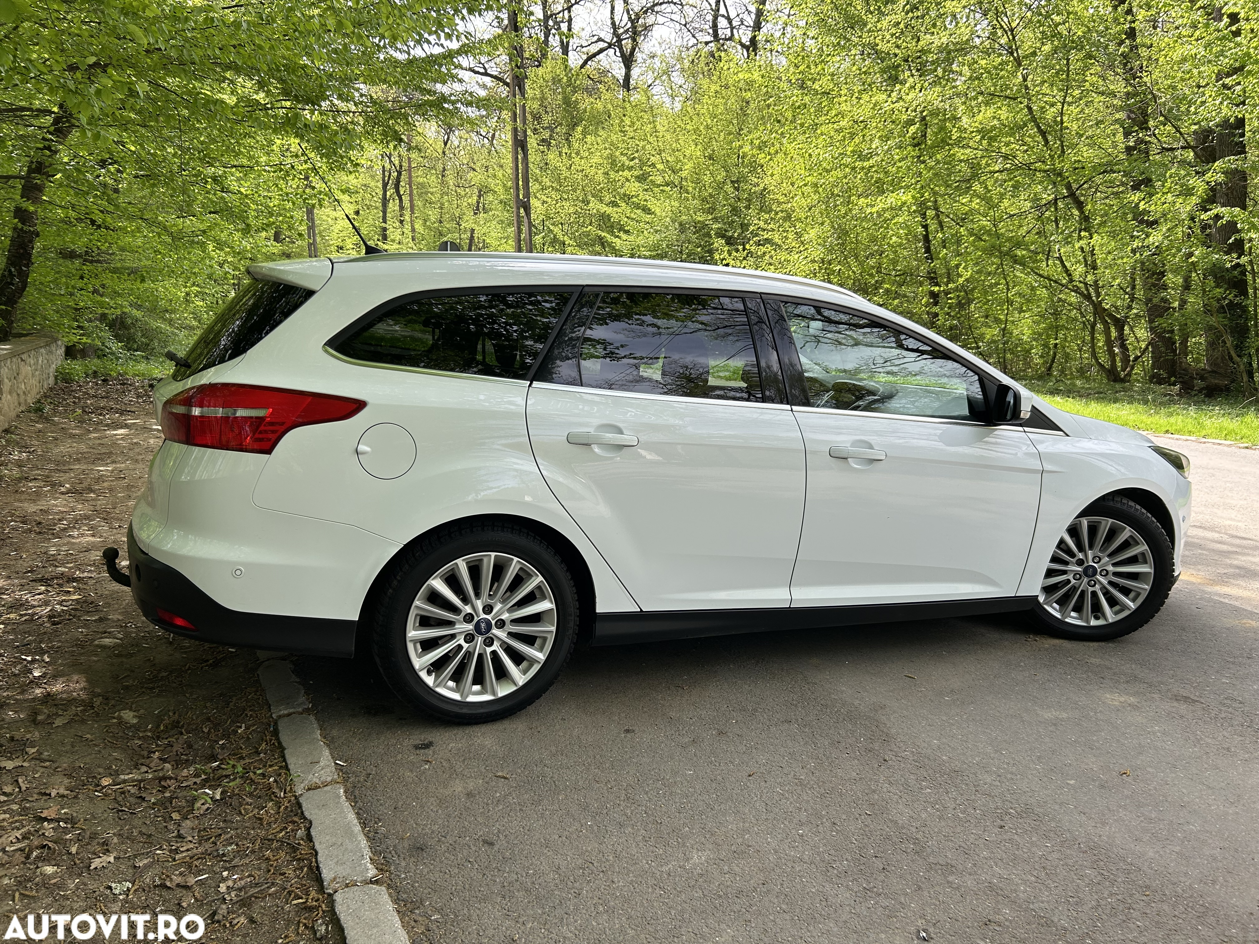 Ford Focus 1.5 TDCi Powershift Titanium - 3