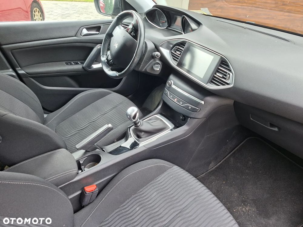 Peugeot 308 BlueHDi FAP 120 Stop & Start Allure - 5