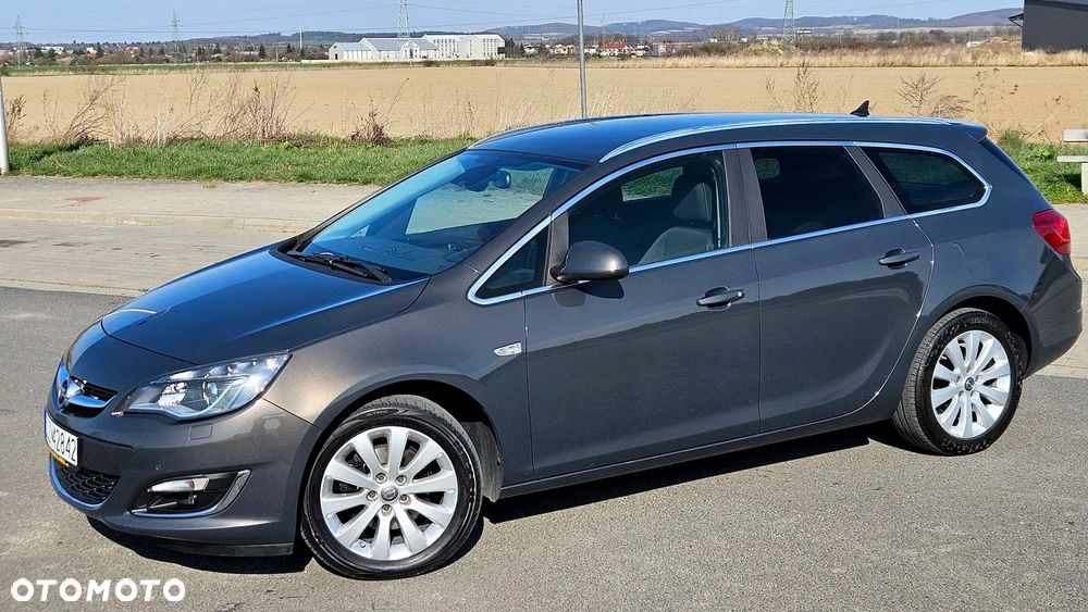Opel Astra 2.0 CDTI Exklusiv - 2