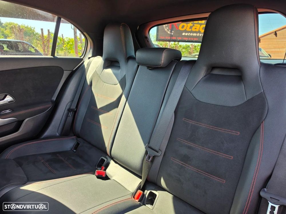 Mercedes-Benz A 250 e 8G-DCT AMG Line - 11