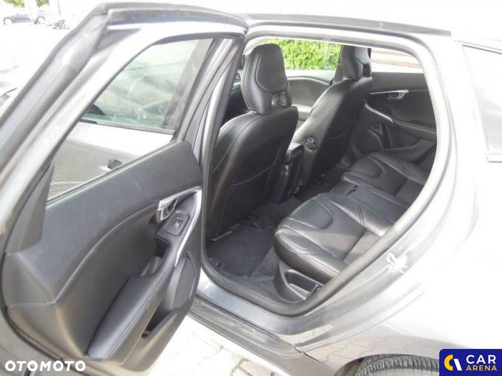 Volvo V40 - 18