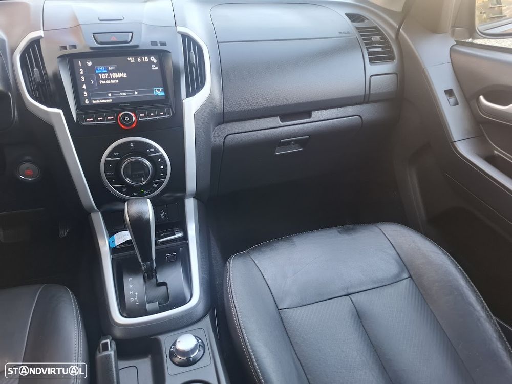 Isuzu D-Max 4x4 Cabine Dupla Auto Premium - 10