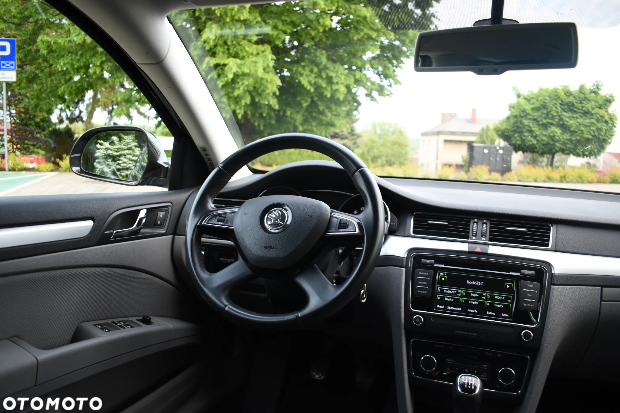 Skoda Superb 2.0 TDI Elegance - 41