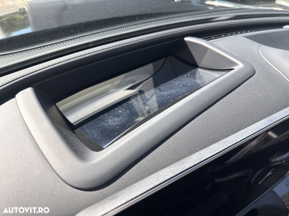 Mercedes-Benz C 300 e 4MATIC 9G-TRONIC AMG Line - 10