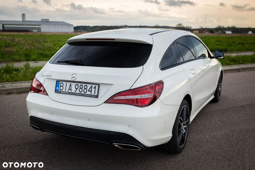 Mercedes-Benz CLA Shooting Brake 200 7G-DCT - 8