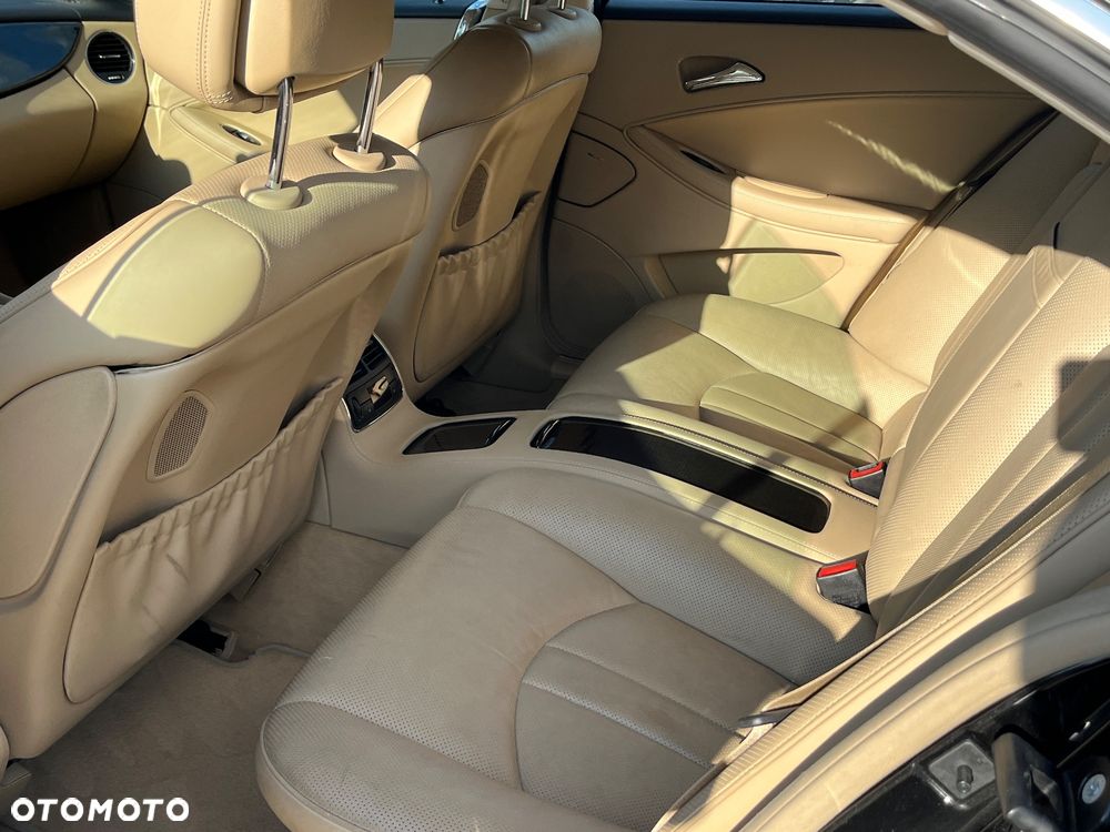 Mercedes-Benz CLS - 17
