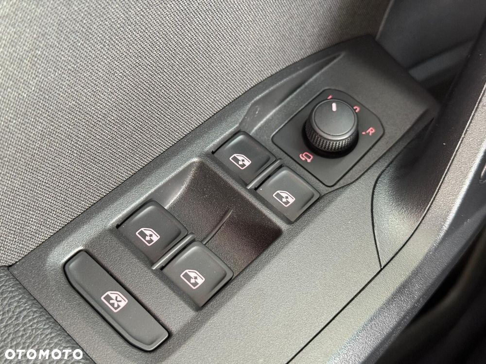 Seat Ibiza 1.0 TSI FR S&S DSG - 27
