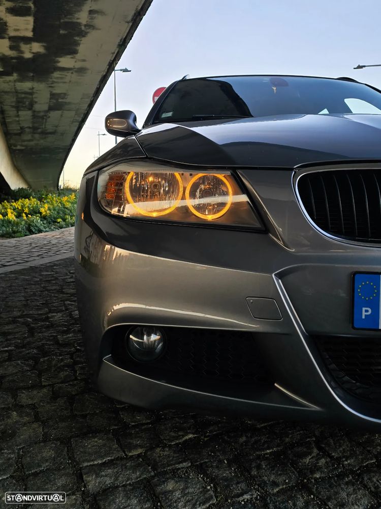 BMW 320 d Touring Auto - 15