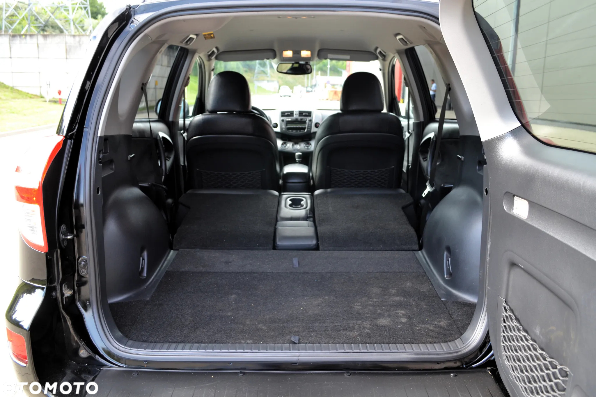 Toyota RAV4 2.0 VVT-i Premium - 29