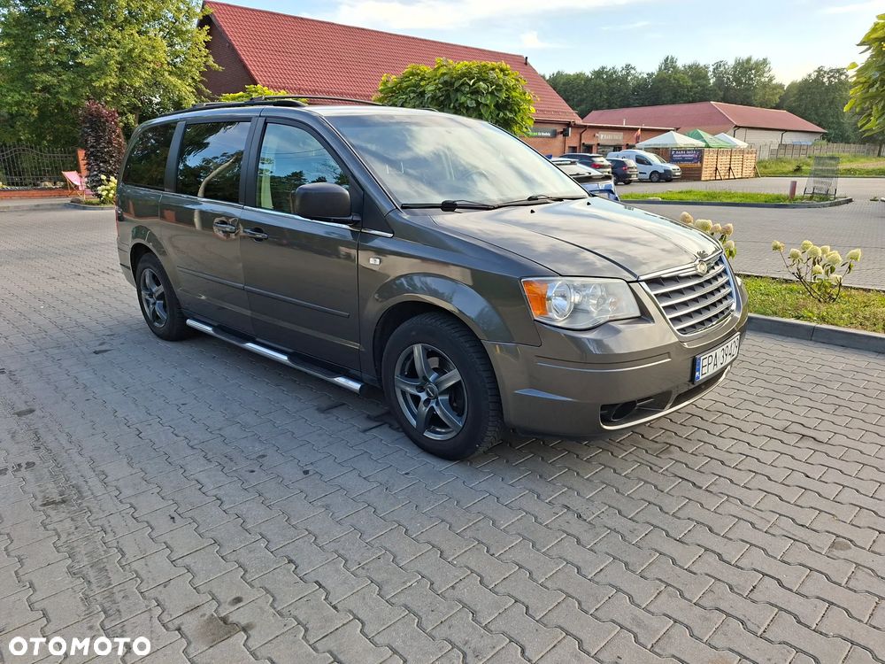 Chrysler Grand Voyager - 3