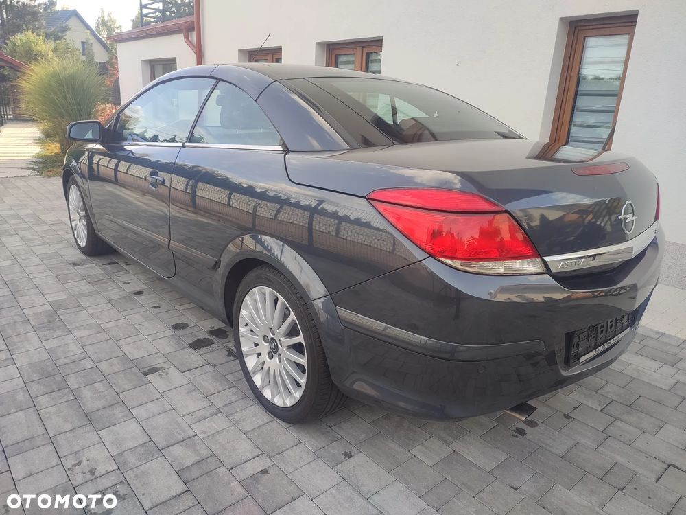 Opel Astra Twin Top 1.8 Cosmo - 4