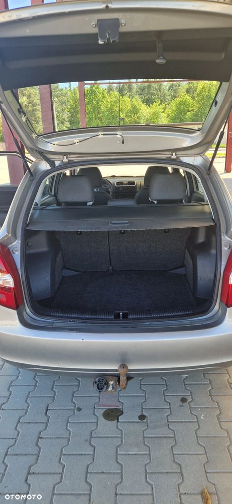 Skoda Fabia 1.4 16V Active - 19