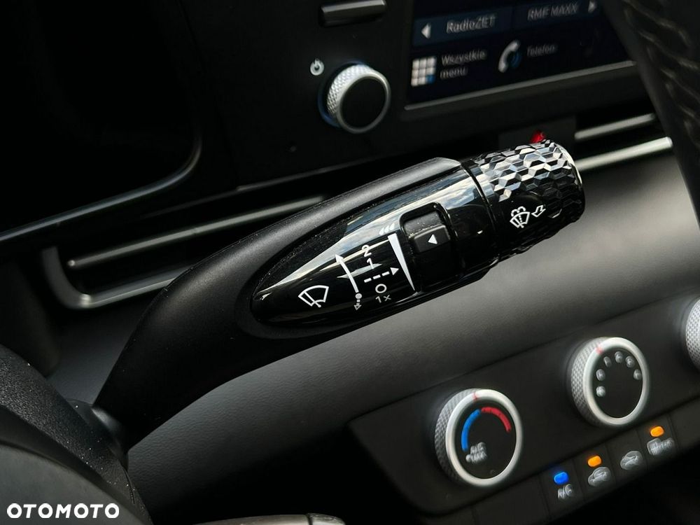 Hyundai Elantra - 18