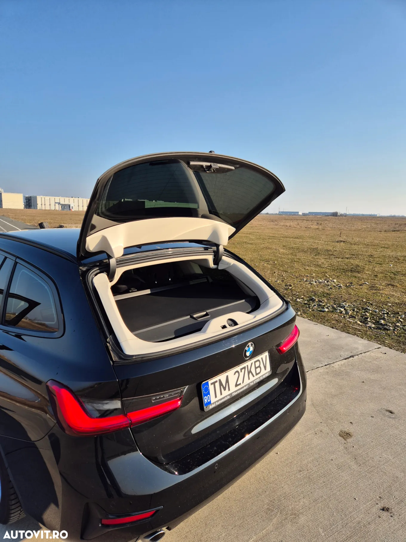 BMW Seria 3 318d Aut. - 27