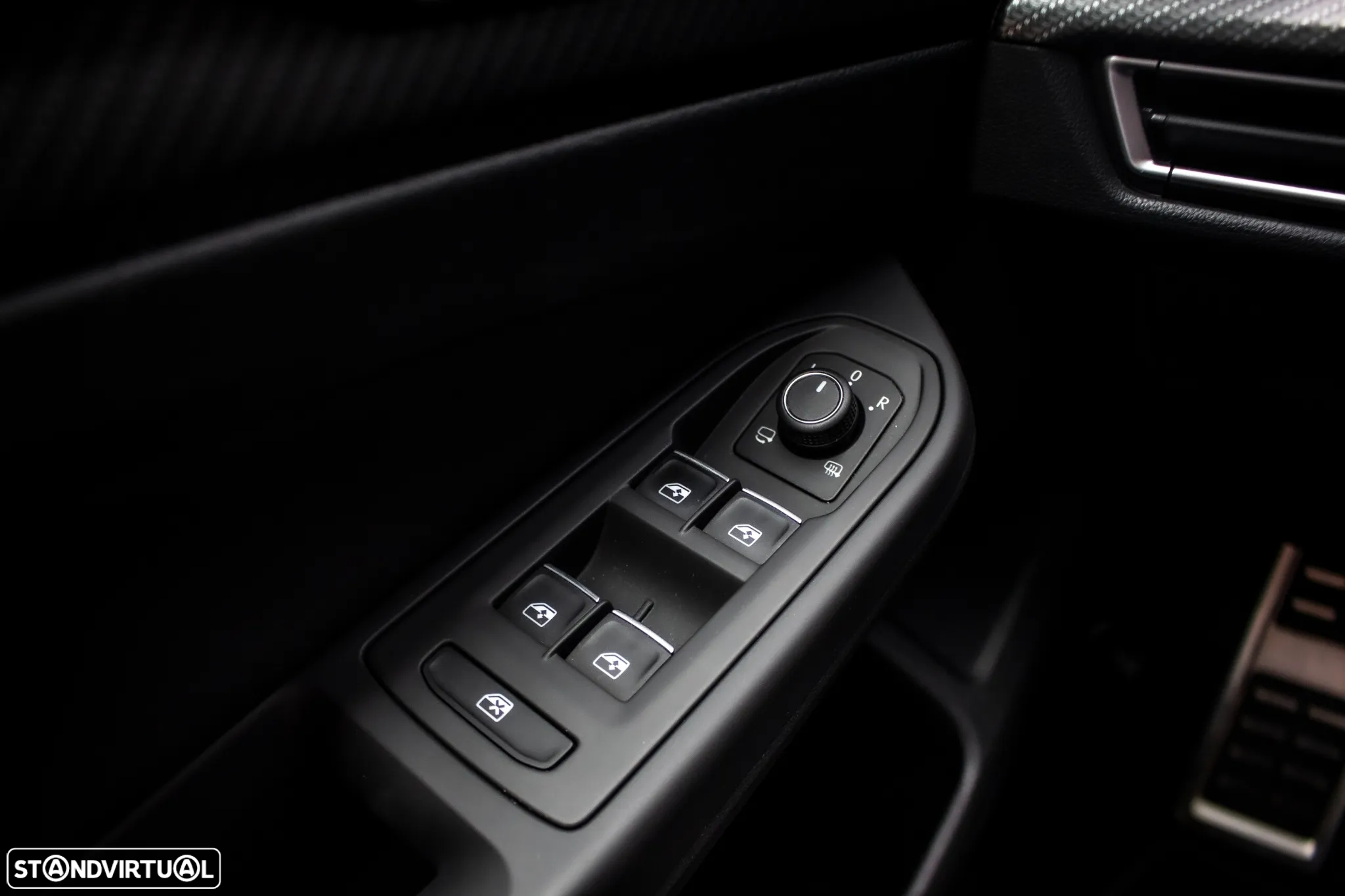 VW Golf 2.0 TSI R DSG - 21