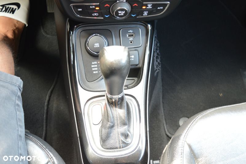 Jeep Compass - 31