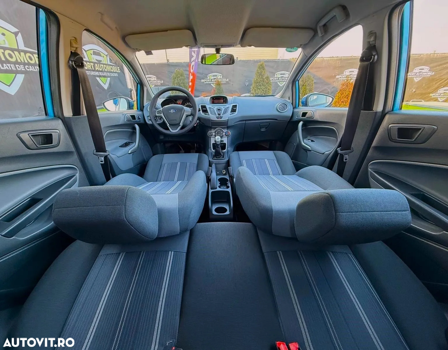 Ford Fiesta 1.25 Ambiente - 24