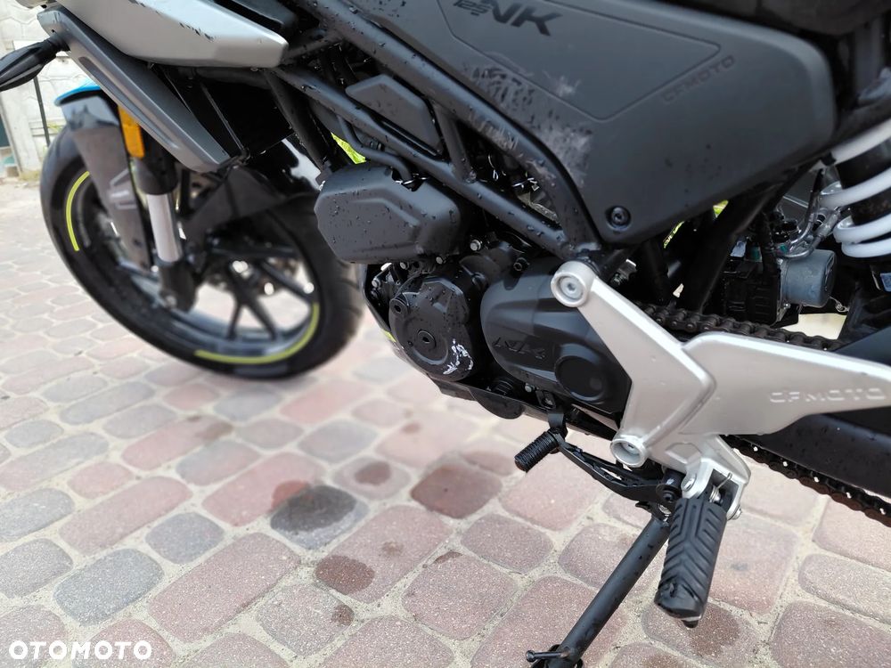CFMoto NK - 12