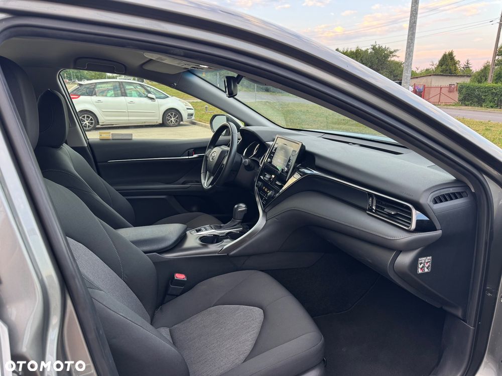 Toyota Camry 2.5 Hybrid Comfort CVT - 13