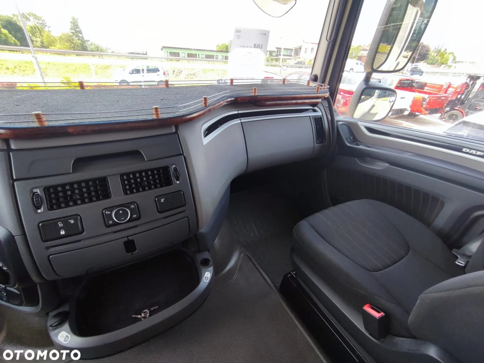 DAF XF 480 FT / STANDARD / BBM / SUPER SPACE CAB / TRAXON / - 12