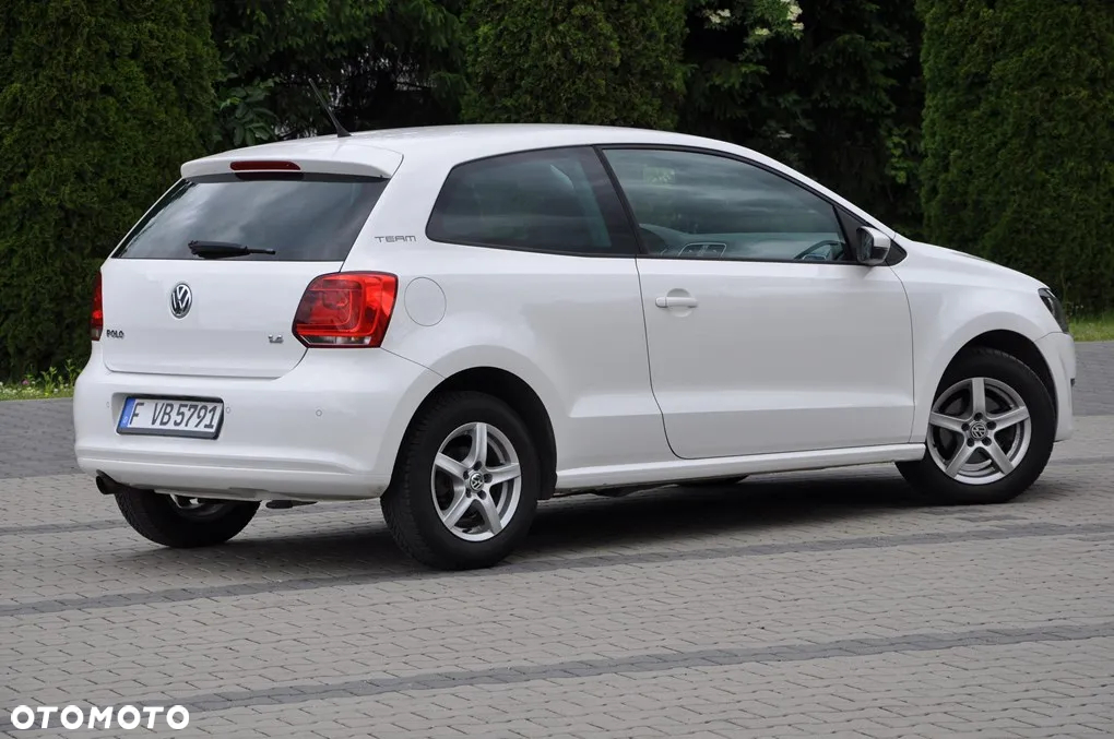Volkswagen Polo 1.4 Comfortline - 16