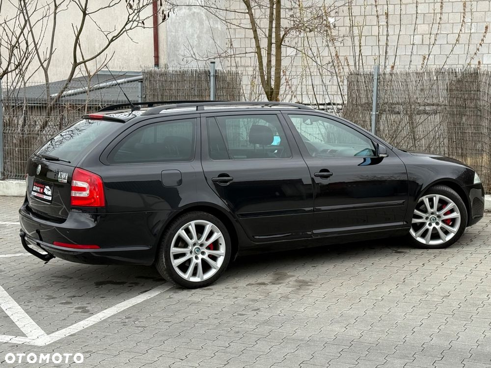 Skoda Octavia 2.0 TFSI RS - 10