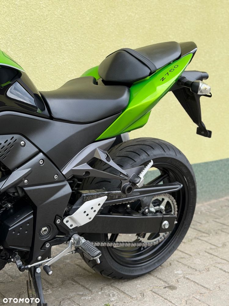 Kawasaki Z - 32
