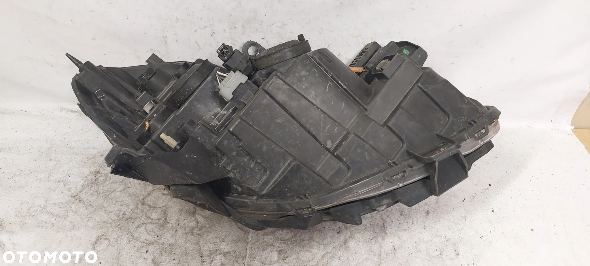 .  PRZOD PRZEDNIA LAMPA LEWA RENAULT CLIO 3 LIFT - 6