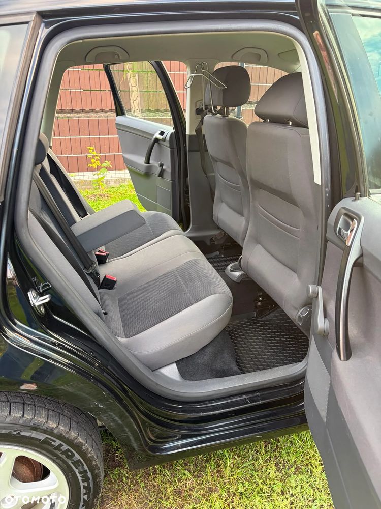 Volkswagen Polo - 13