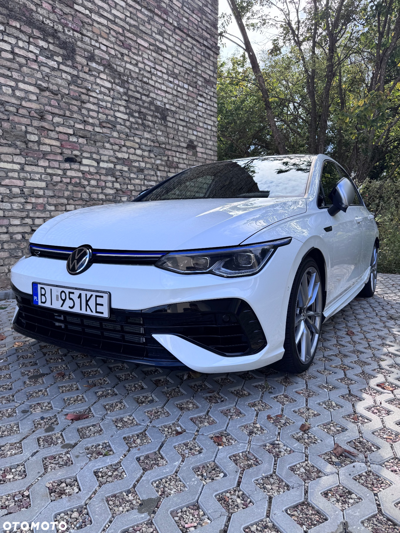 Volkswagen Golf - 22