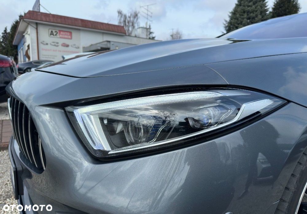 Mercedes-Benz CLS - 12