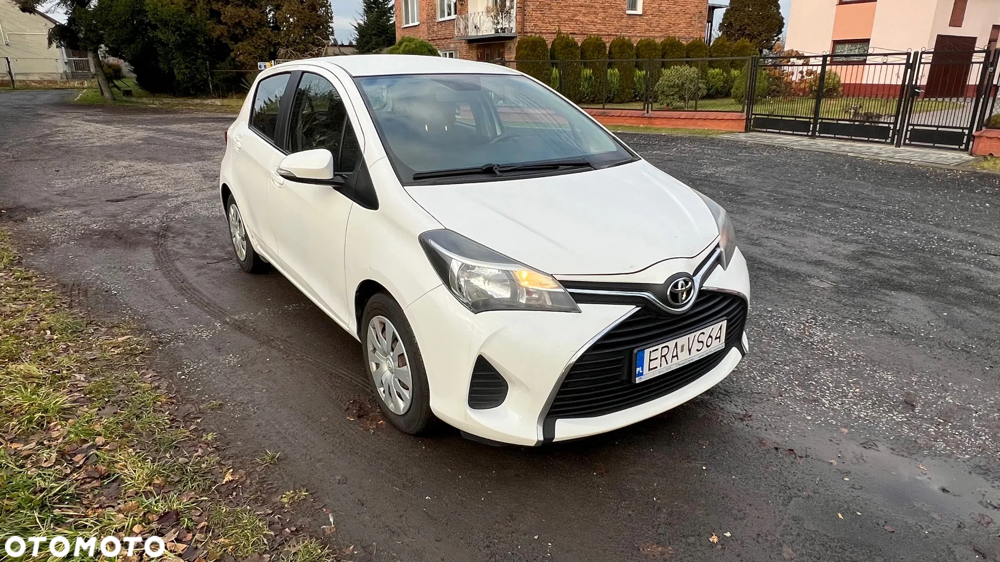 Toyota Yaris 1.33 Active - 4