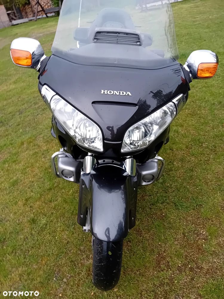 Honda GL - 8