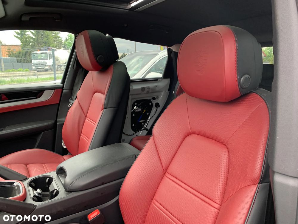 Porsche Cayenne Tiptronic S - 16