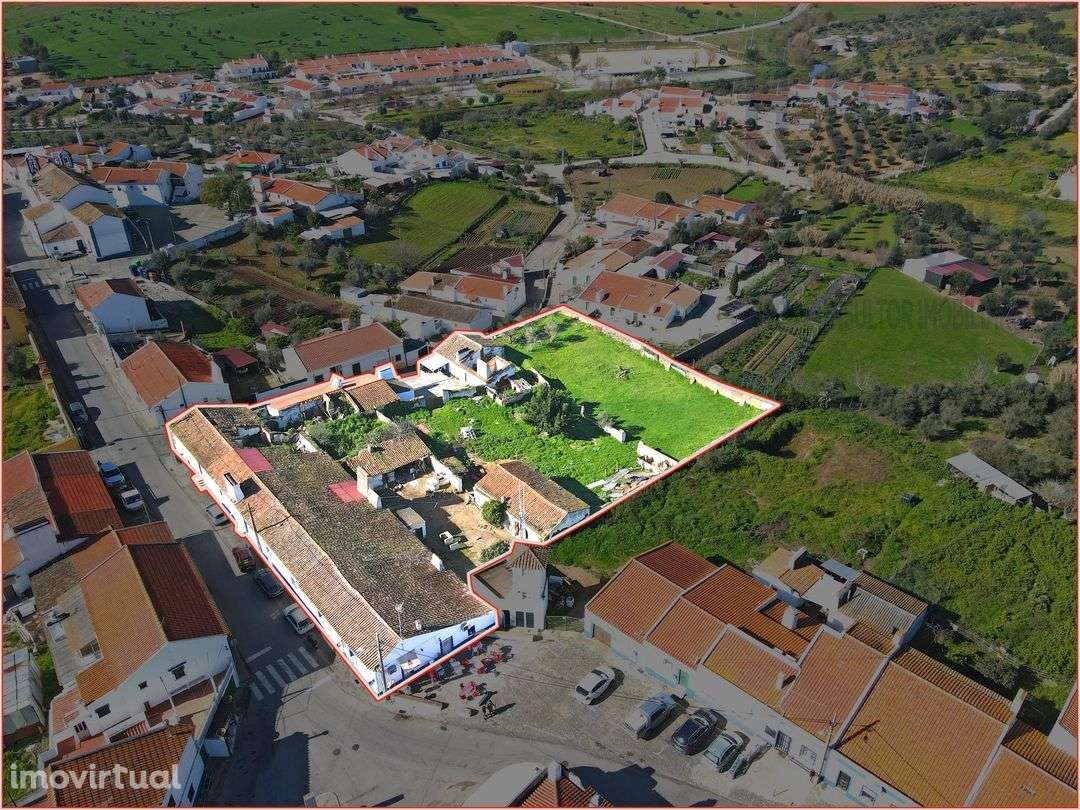 Prédio urbano plurifamiliar- N.ª Sr.ª Machede - Évora - Grande imagem: 2/13