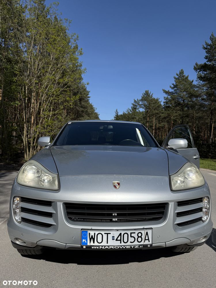 Porsche Cayenne - 35