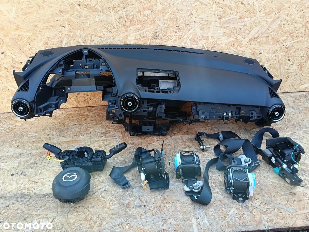 Mazda CX-3 Lift Konsola Deska Air-Bag Poduszki Pasy Bezpieczeństwa - 1