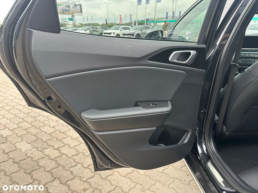 Kia XCeed 1.6 T-GDI Tribute DCT - 17