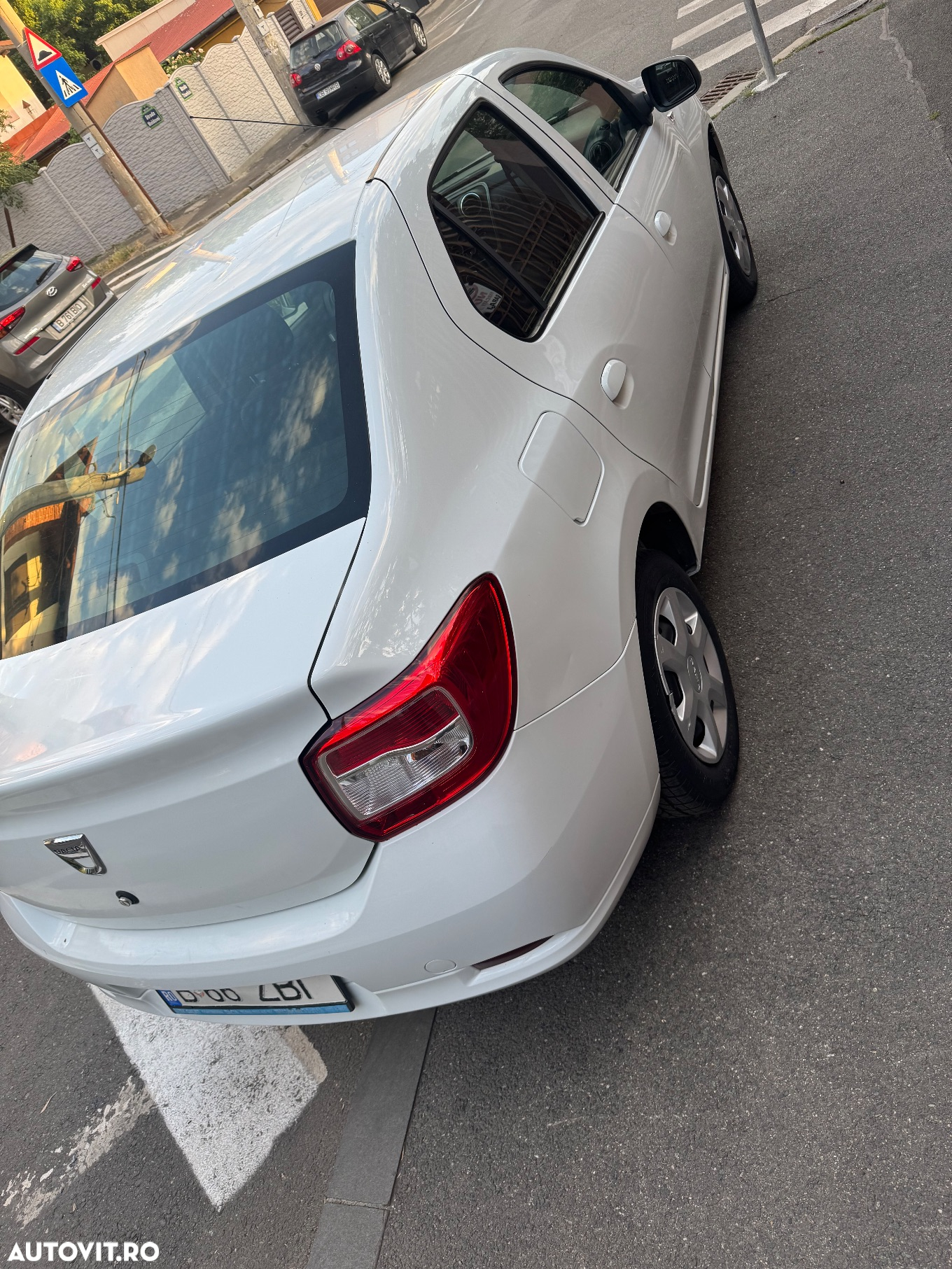 Dacia Logan 1.5 75CP Laureate - 3