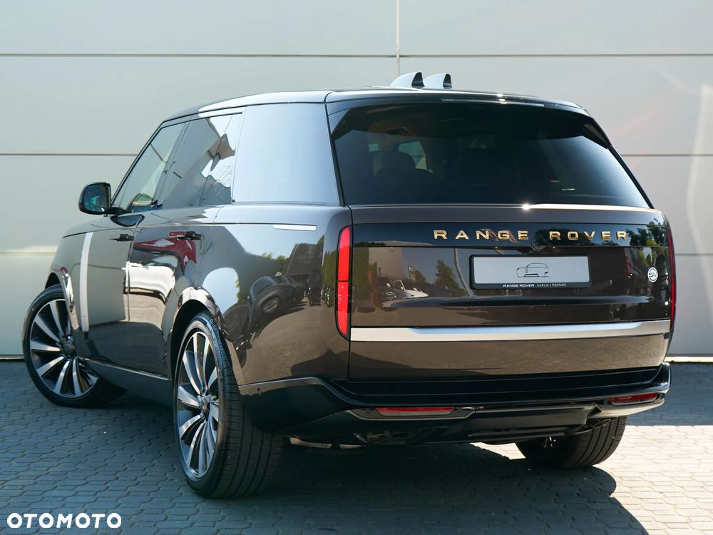 Land Rover Range Rover 4.4 V8 P615 mHEV SV - 4