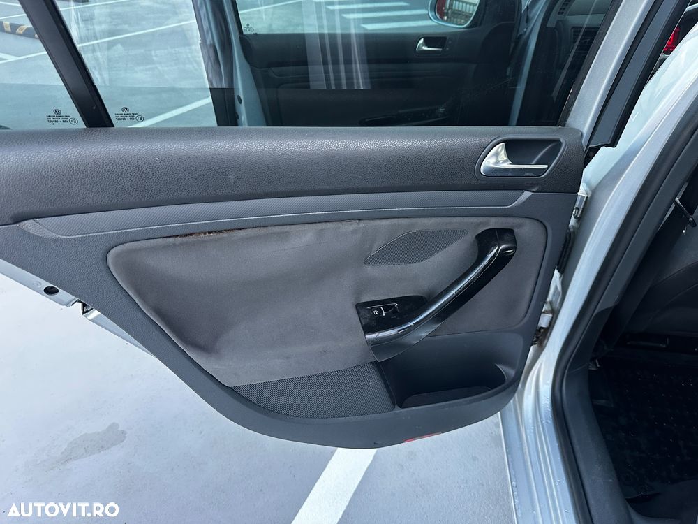 Volkswagen Golf 1.9 TDI Comfortline - 14
