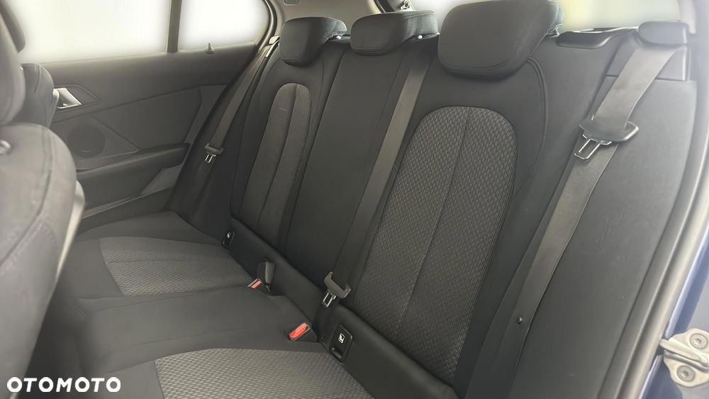BMW Seria 1 118i Advantage - 17
