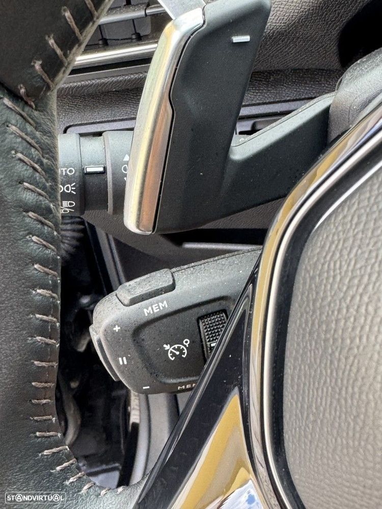 Peugeot 3008 1.2 PureTech Allure EAT8 - 16