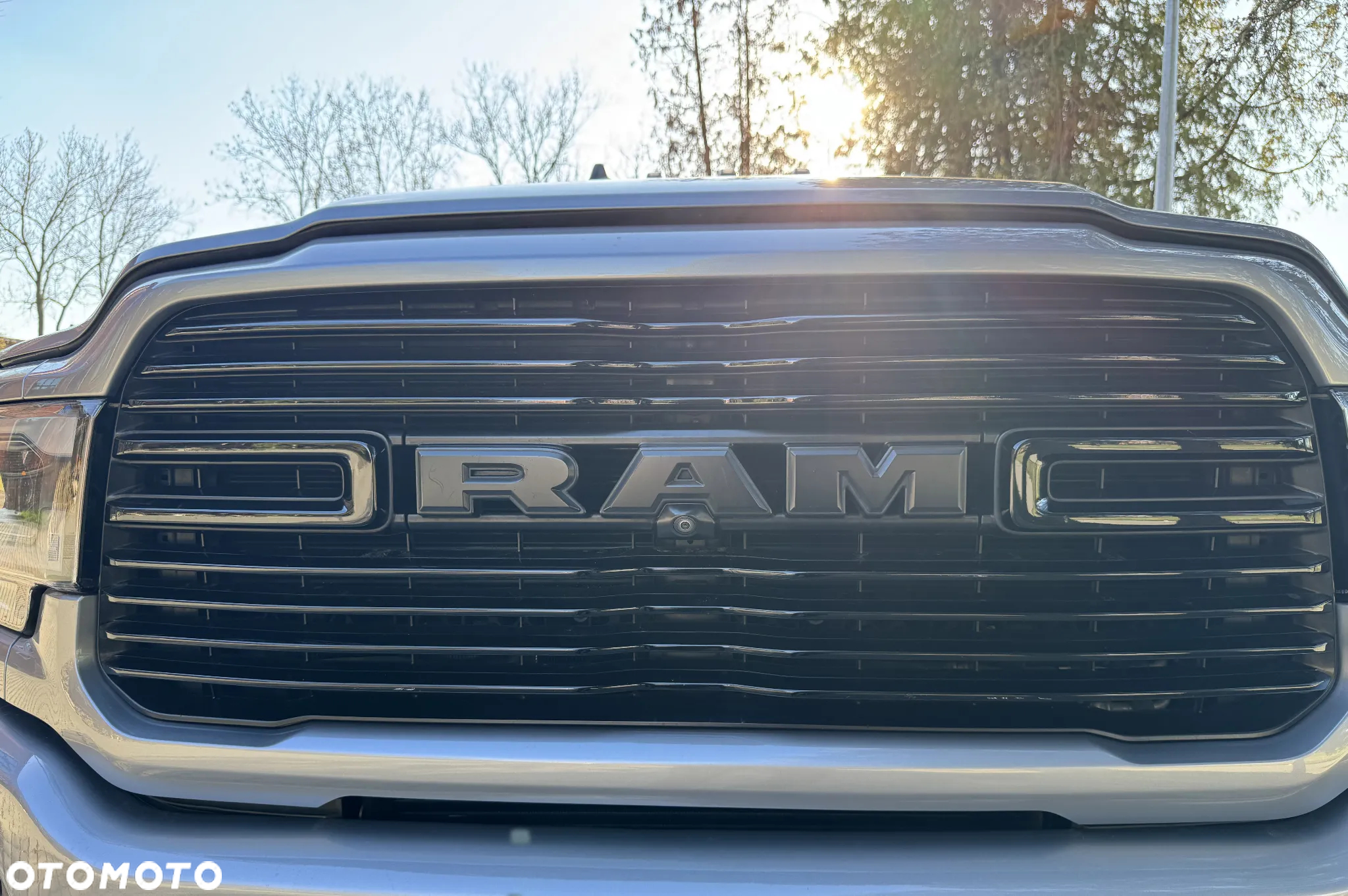 Dodge RAM 1500 5.7 4x4 - 20