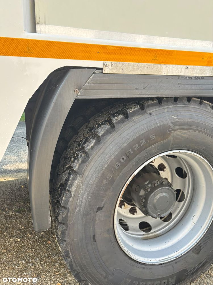 Renault D Wide 280 Euro 6 2019r. - 12