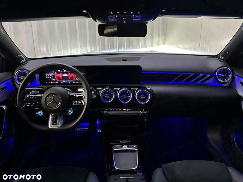 Mercedes-Benz Klasa A 35 AMG 4-Matic 8G-DCT - 9