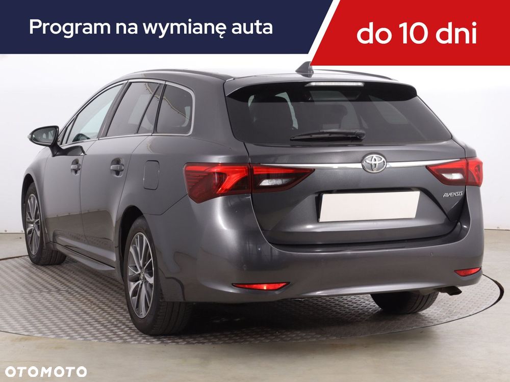 Toyota Avensis - 6