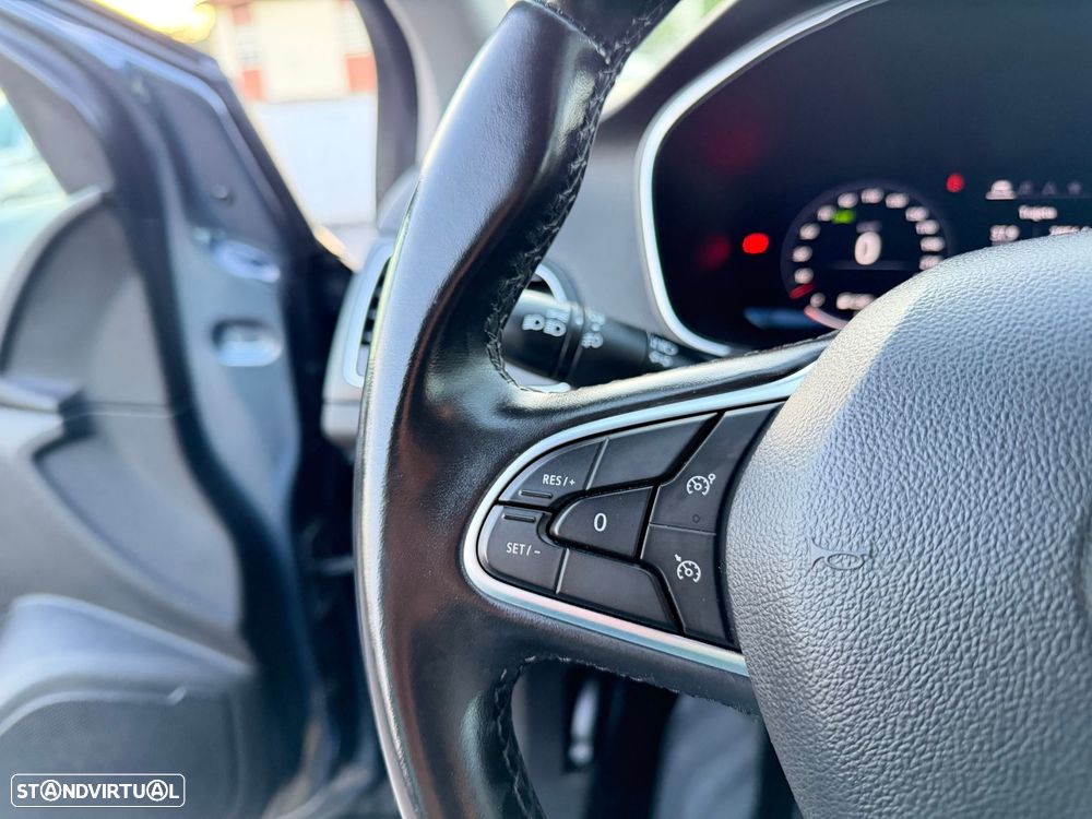 Renault Mégane 1.5 Blue dCi Intens - 31
