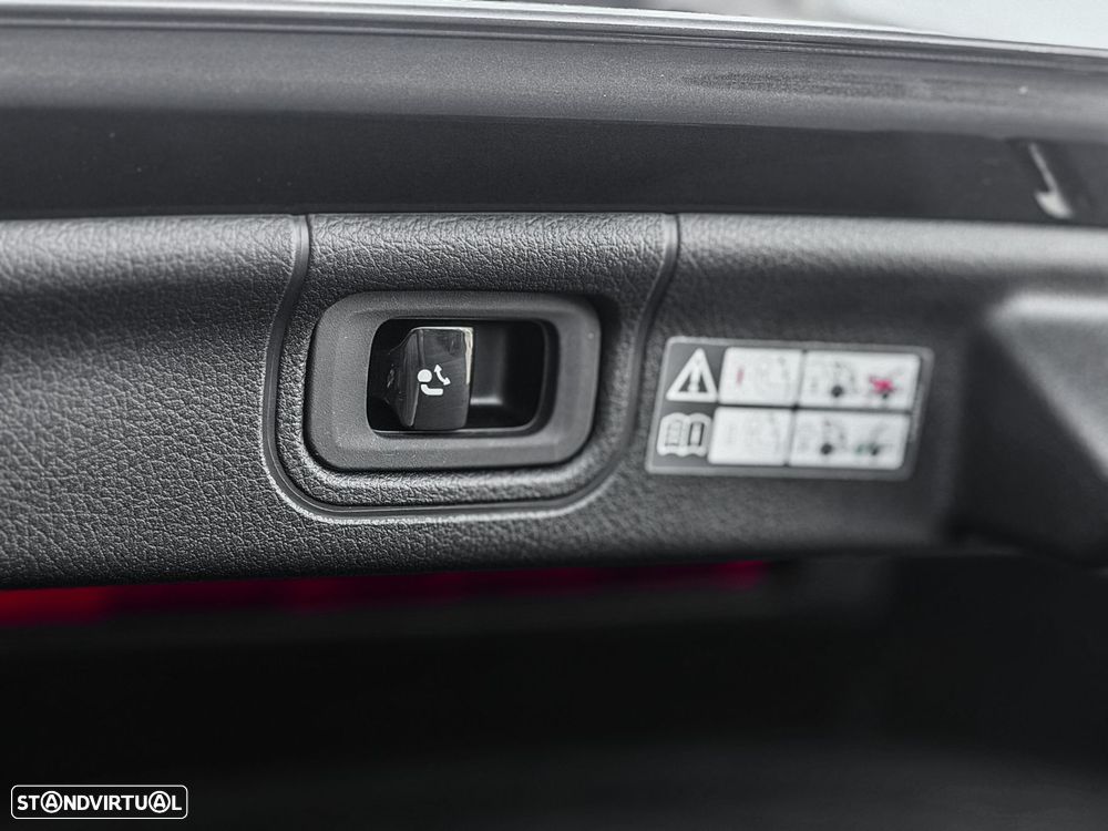 Mercedes-Benz C 300 - 21