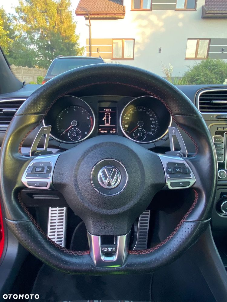 Volkswagen Golf 2.0 TSI GTI DSG - 17
